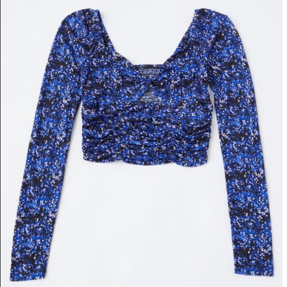 Urban Outfitters Tops - UO Cropped Ruched Longsleeve